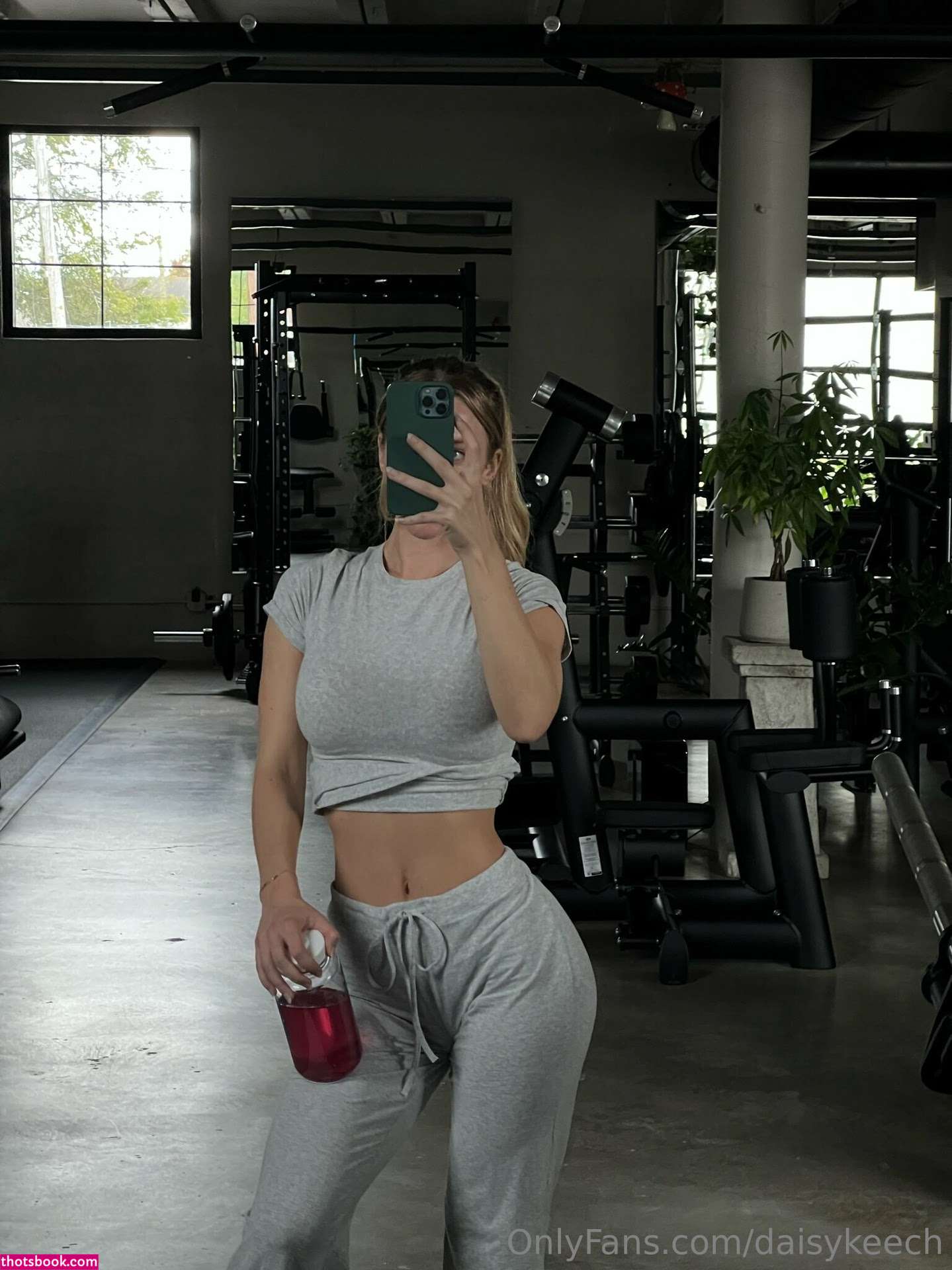 Daisy Keech Photo #428