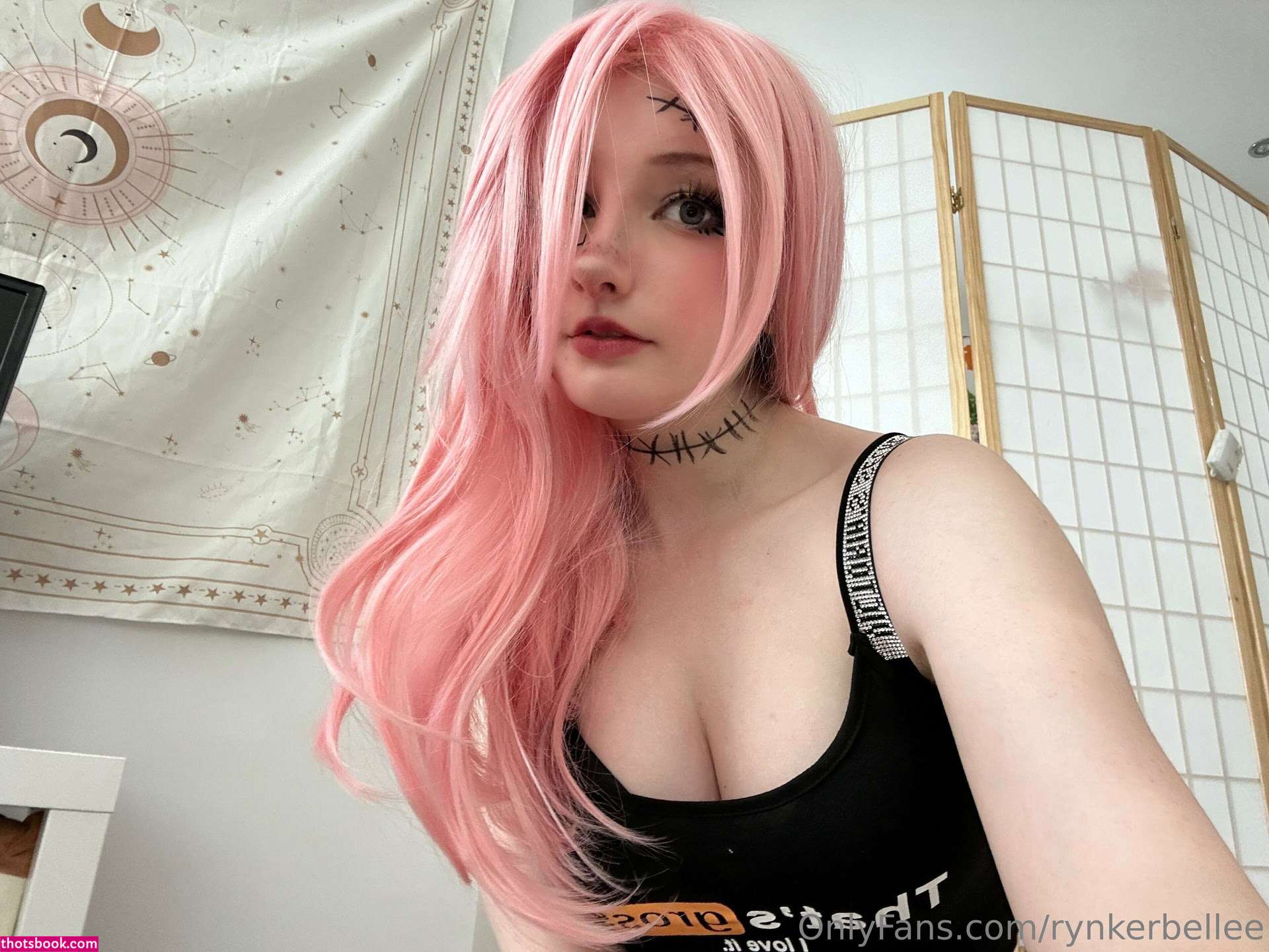 Rynkerbelle Photo #192