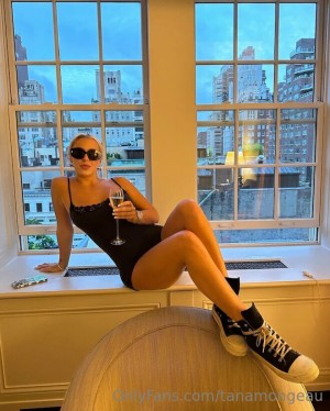 Tana Mongeau Photo #135