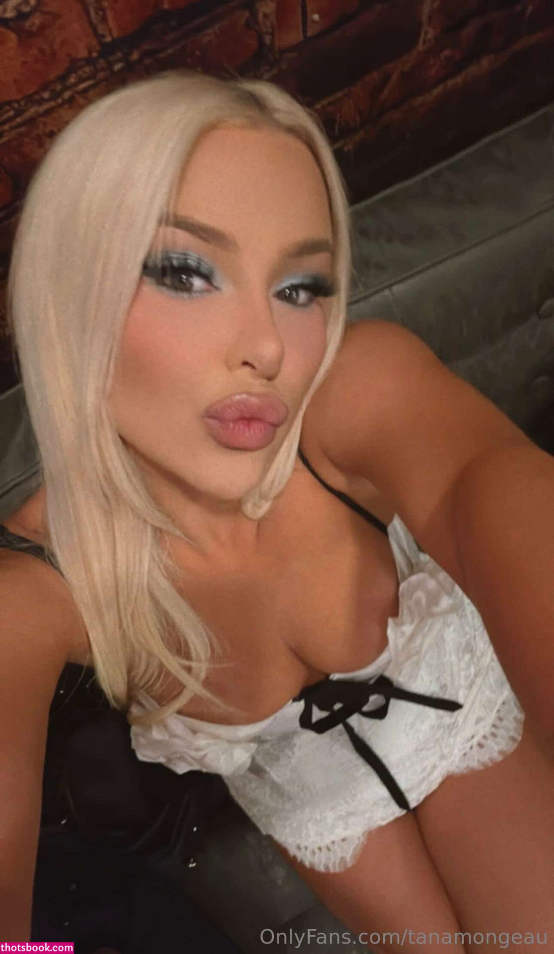 Tana Mongeau Photo #207