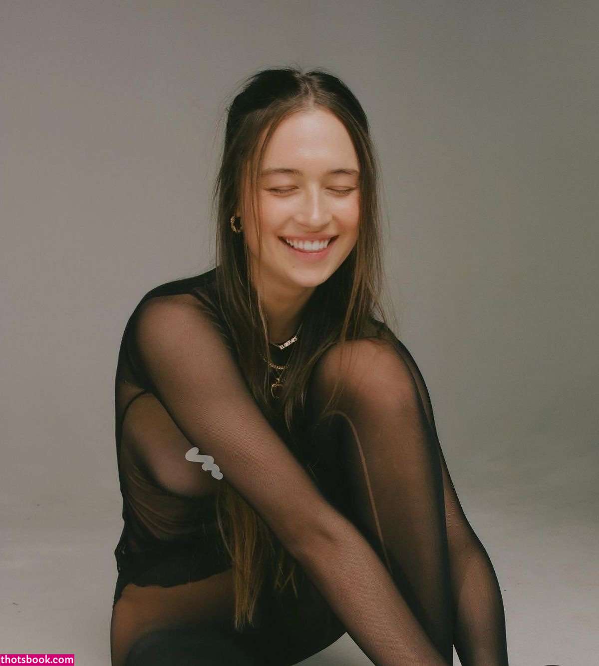 Elsie Hewitt Photo #37