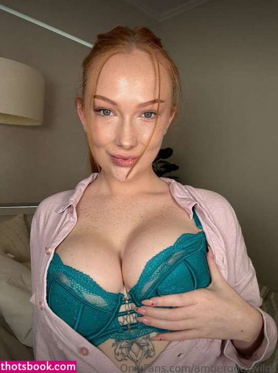 Ambergoeswildvip Photo #80