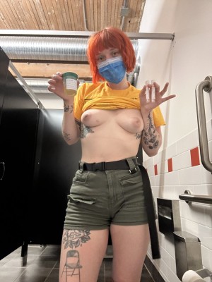 Cassie Yabaibabyy Photo #1