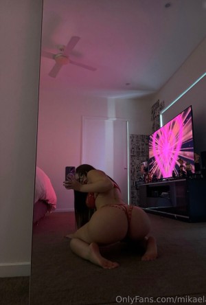 Mikaela Testa Photo #426