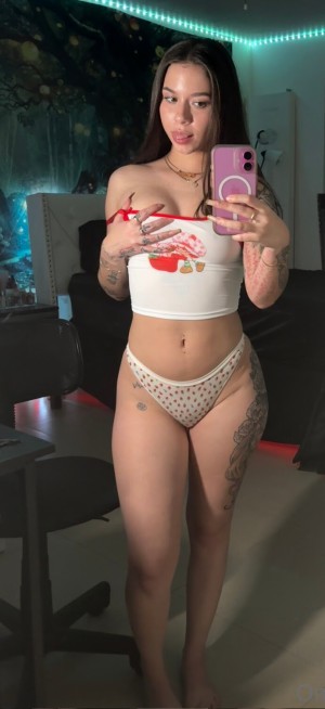 aalyiahtorress Photo #14