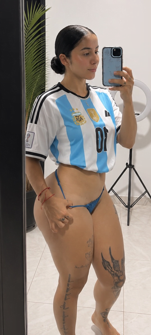 Yeleinis Vallejo Payares Photo #21