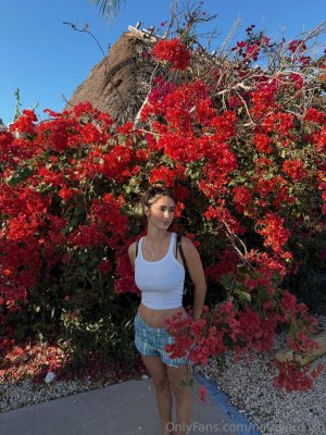 Natalie Roush Photo #5002