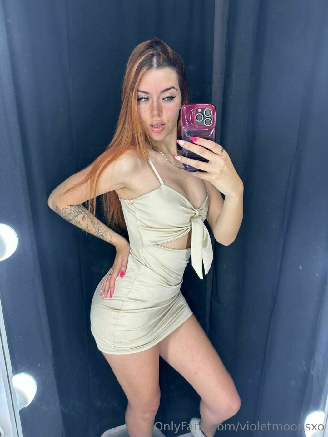 Violetmoonsxo Photo #7