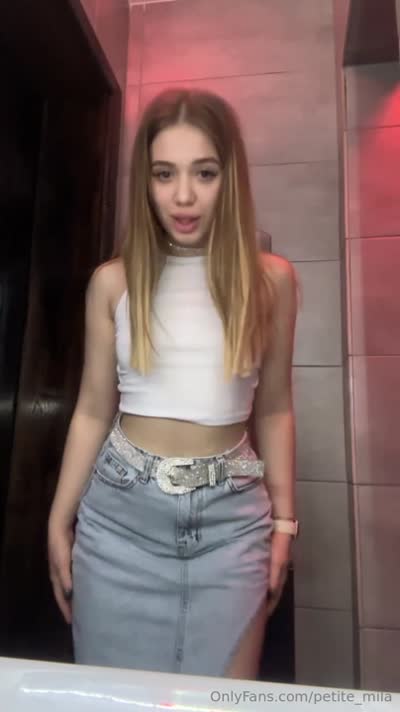 petite_mila Post #1