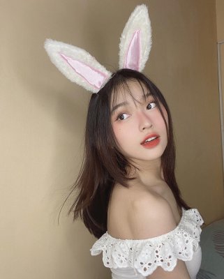 Angela Muji Photo #25