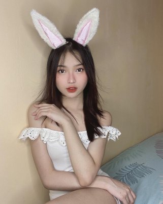 Angela Muji Photo #28