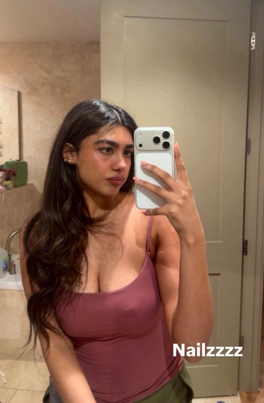 Sunya Siddiqui Photo #36