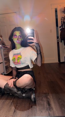 Soggyalien22 Photo #217