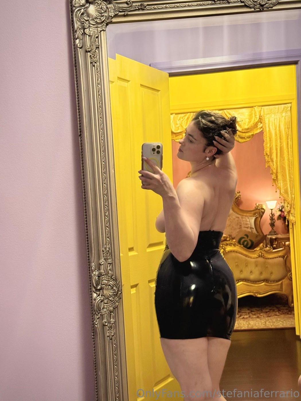 Stefania Ferrario Photo #631