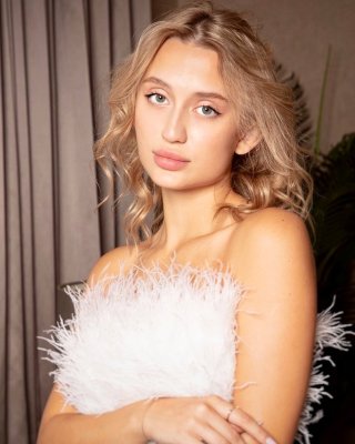 Anna Budakova Photo #20