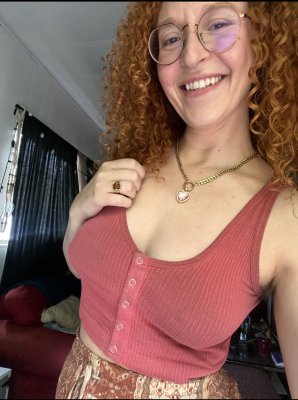 Ginger Banks Photo #14
