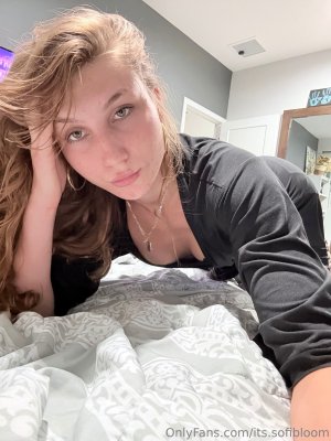 its.sofibloom Photo #83