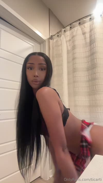 hotsexyteen2003 Post #1