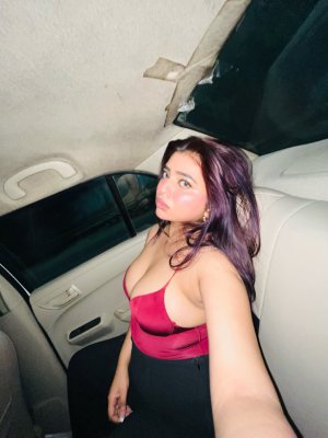 dj_anziee Photo #8