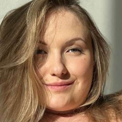 Kira Liv