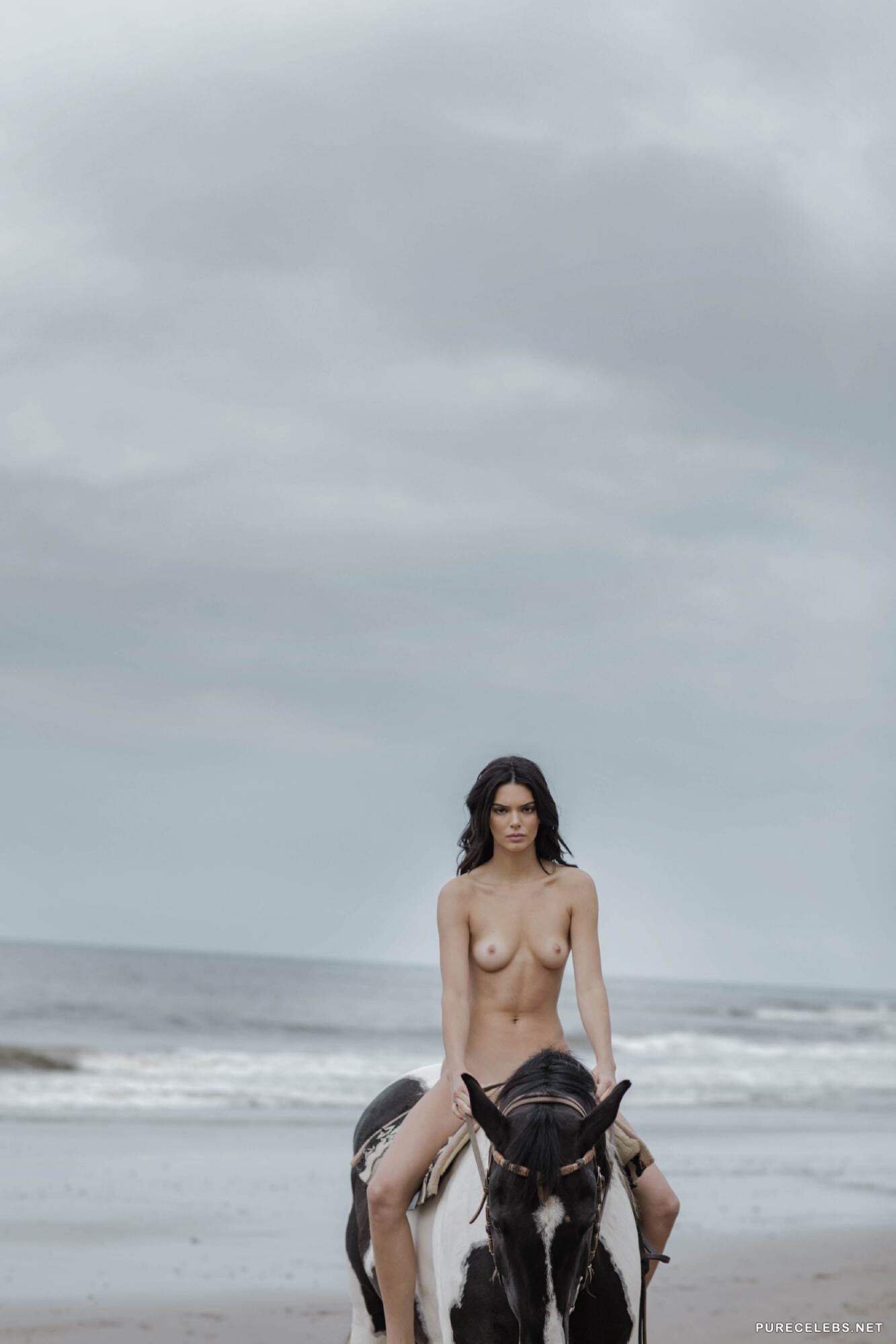 Kendall Jenner Photo #16