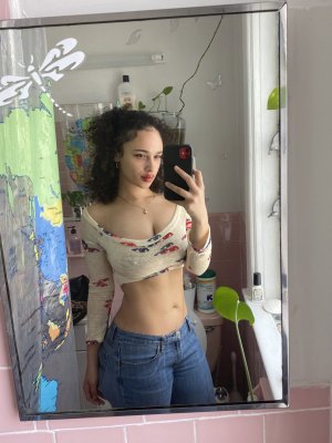 Sarina Photo #77
