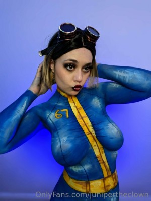 Gabby Carbon Photo #45