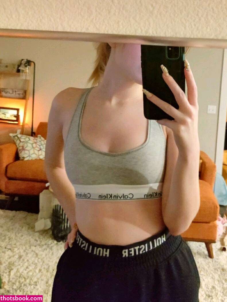 Eva Langwin Photo #6