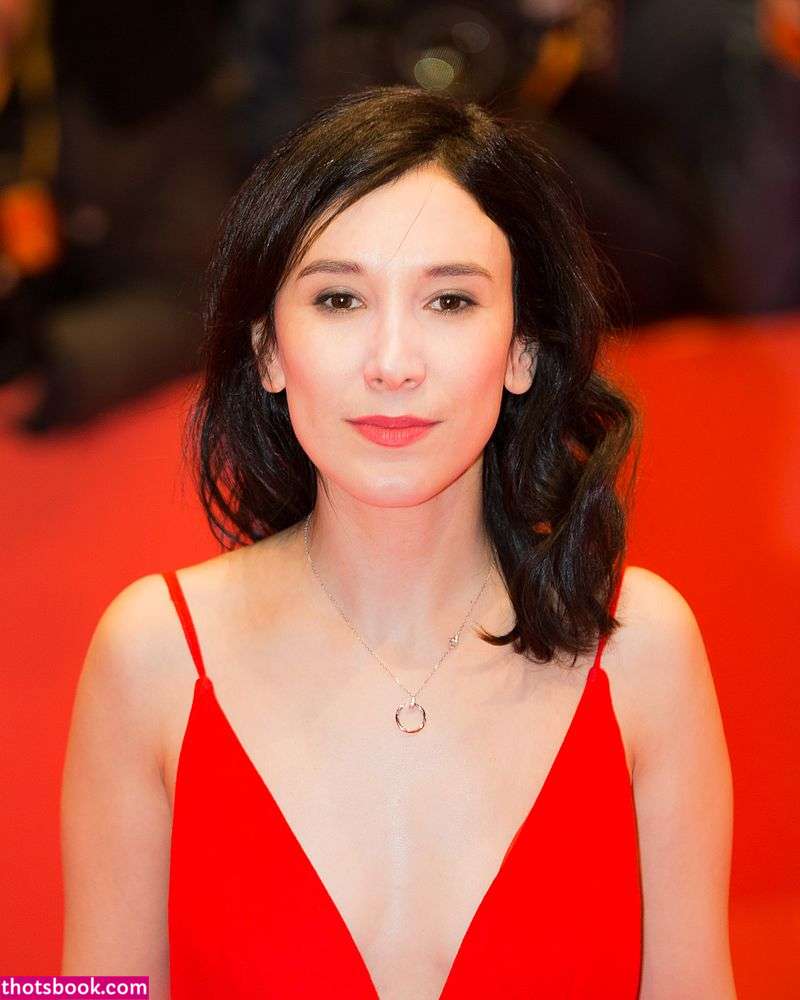 Sibel Kekilli Photo #2