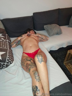 justroxy Photo #6