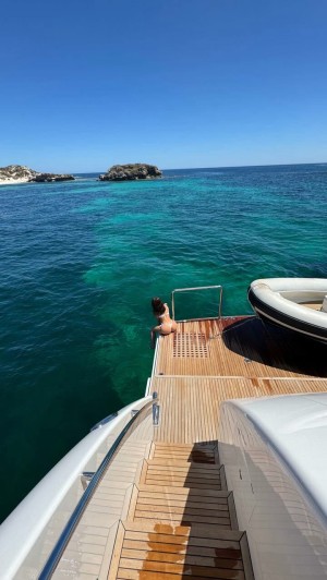 Mikaela Testa Photo #480