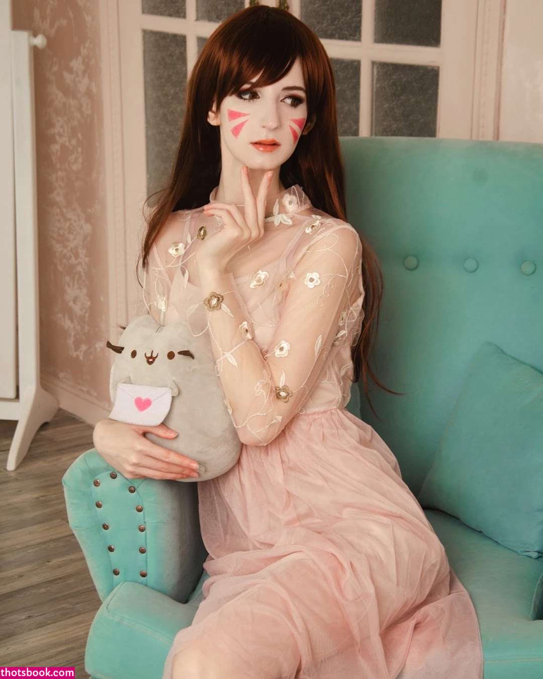 Holly White Photo #24