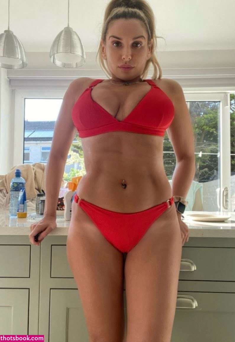 Suemcco11 Photo #19