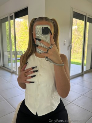 annatomiix Photo #33