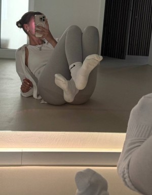 barebylola Post #5