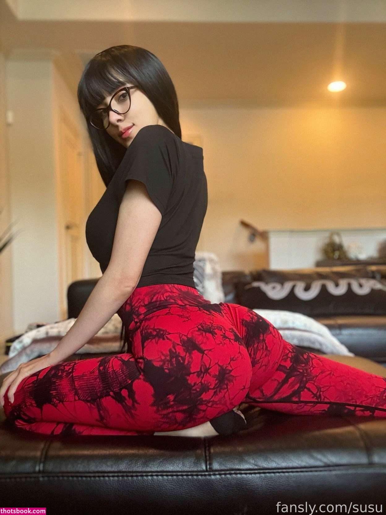 Swimsuit Succubus Photo #146