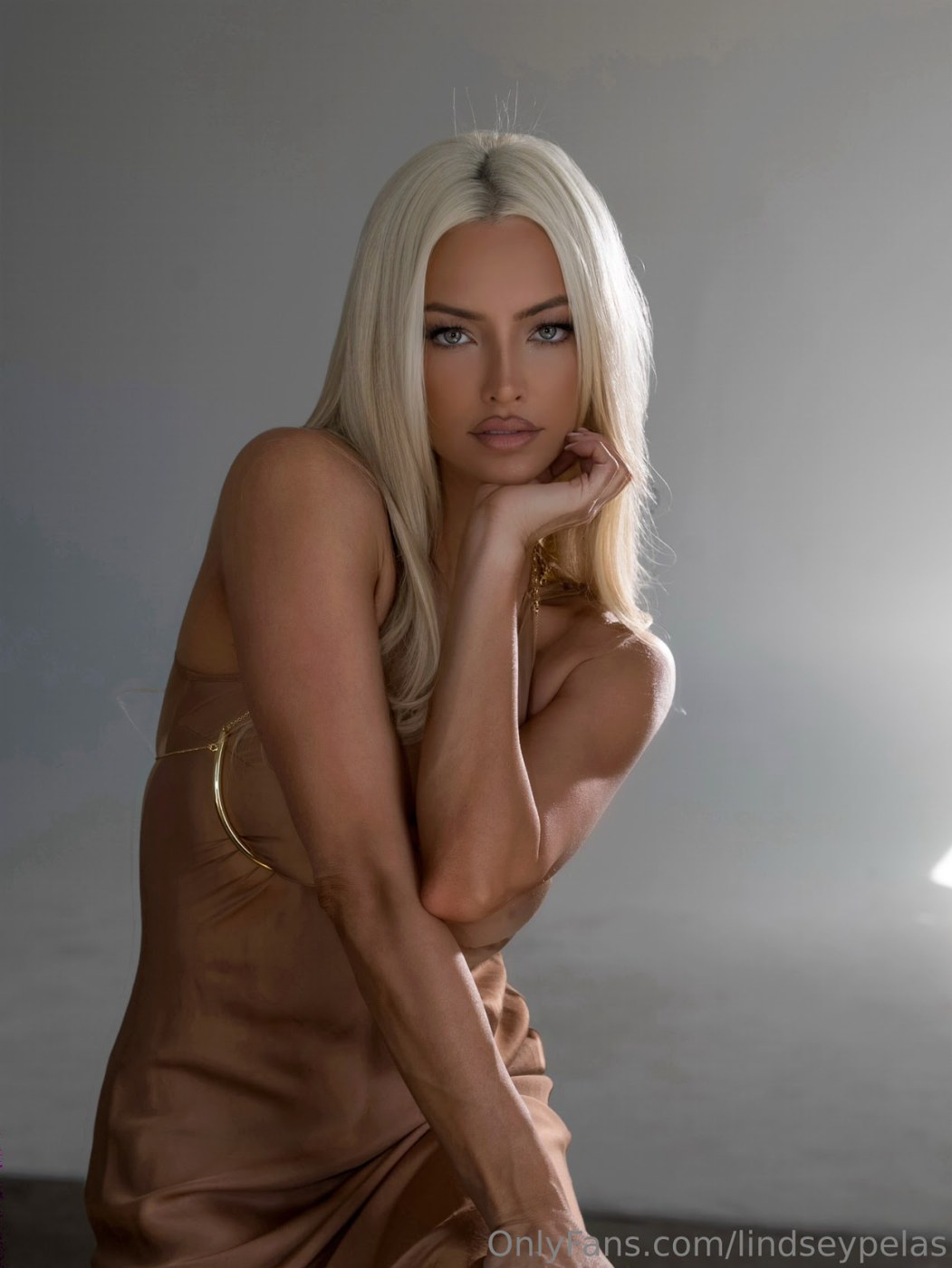 Lindsey Pelas Photo #1621