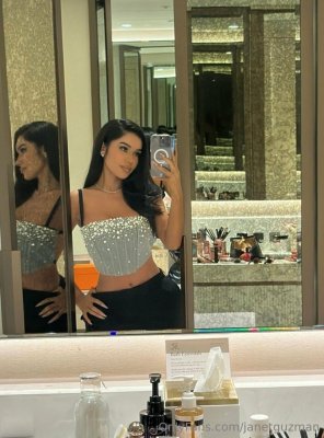 Janet Guzman Photo #97