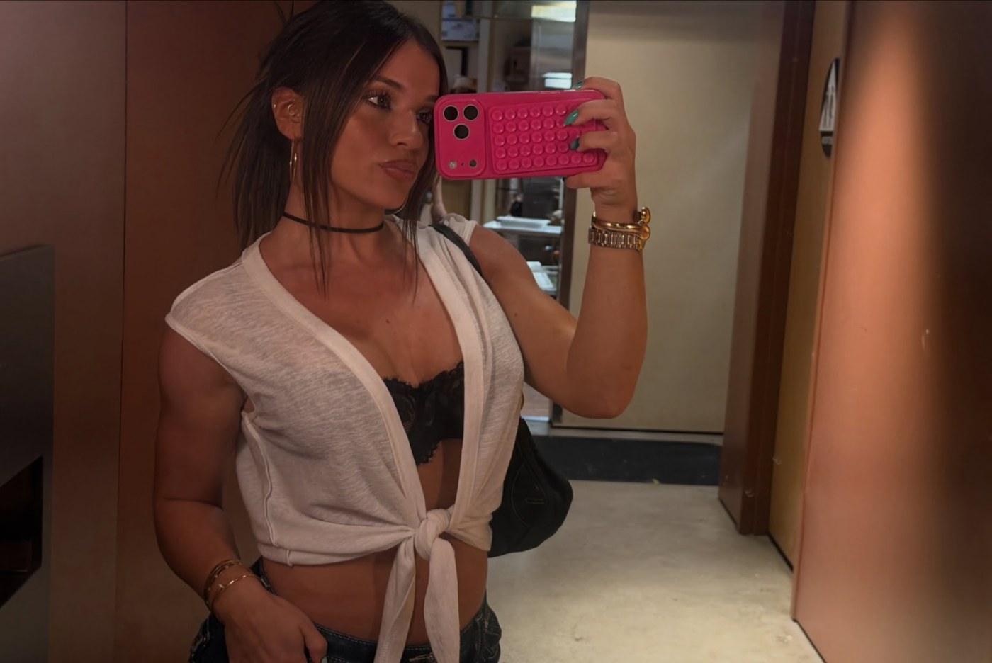 Kayla Manousselis Photo #186