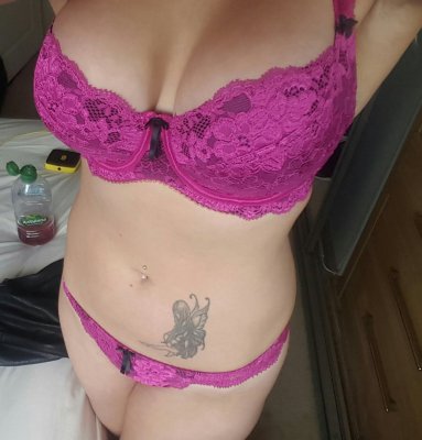 Khloenxtdoor Photo #21