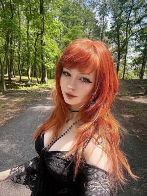 nikktoi Photo #20