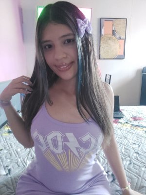 niobeth_95 Photo #4