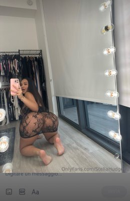 Stella Hudgens Photo #383