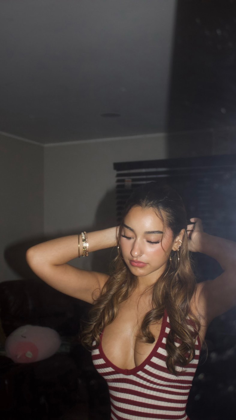 Ashlee Almonte Photo #15