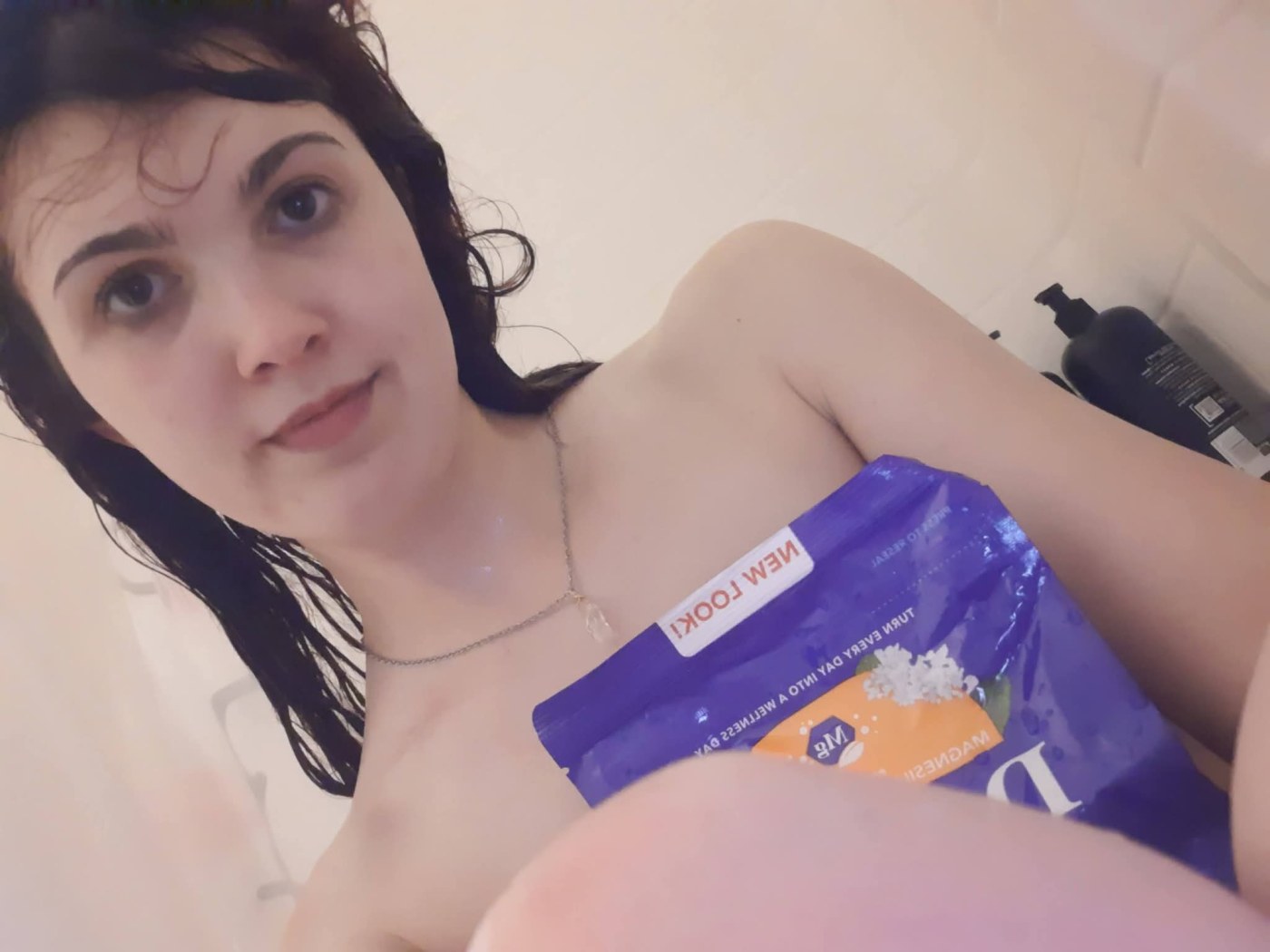 Julia Erdos Photo #8