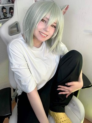 Upminaa Photo #334