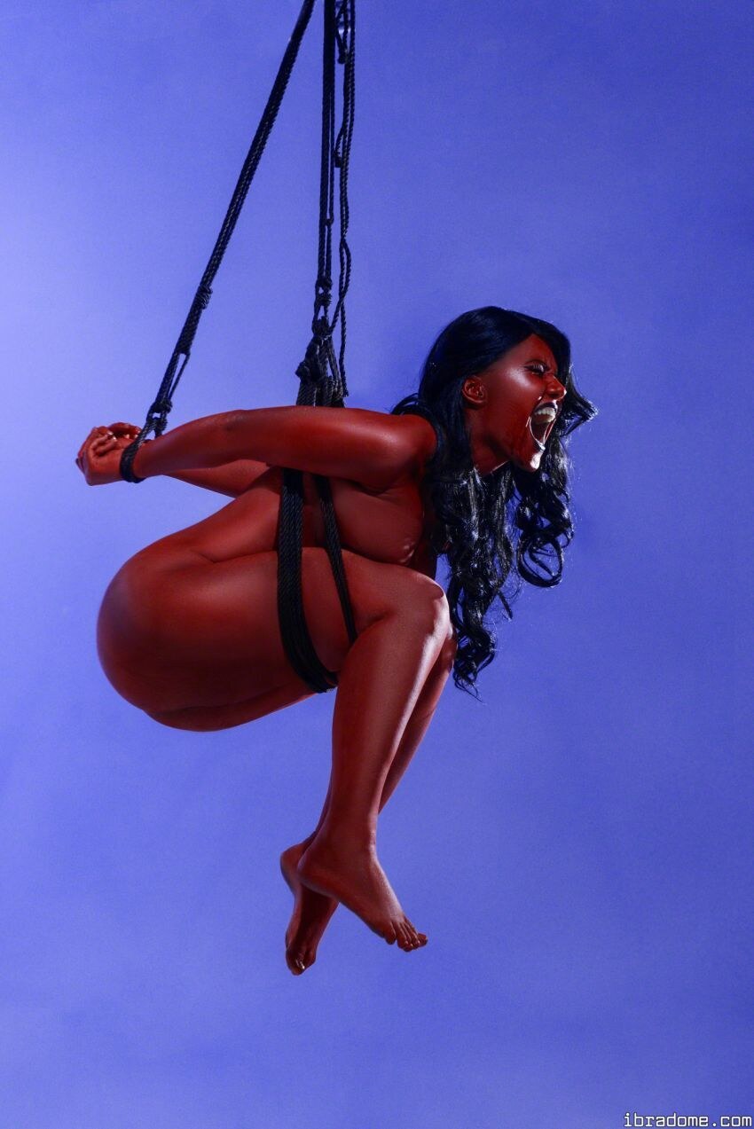 Lada Lyumos Succubu 36805