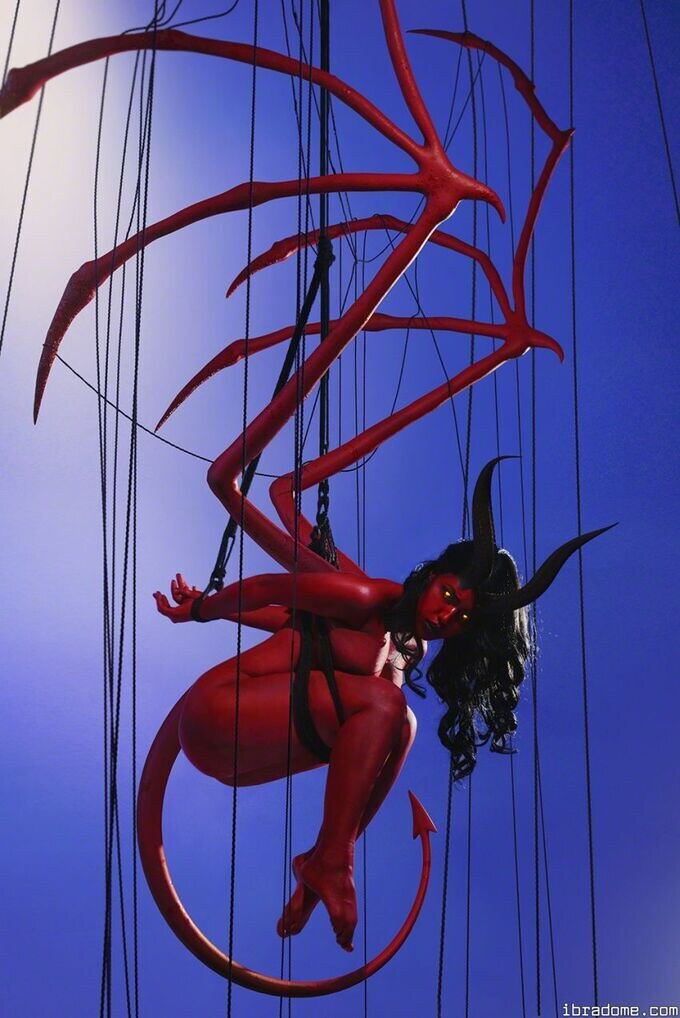 Lada Lyumos Succubu 36806