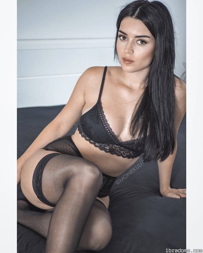 Moniekulh Patreon Photos 35101