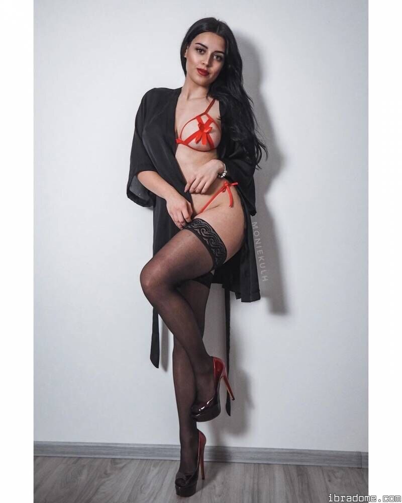 Moniekulh Patreon Photos 35118